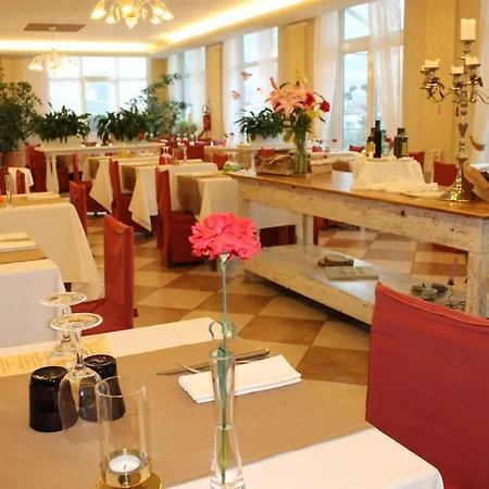Belvedere Ai Colli Hotel 3*
